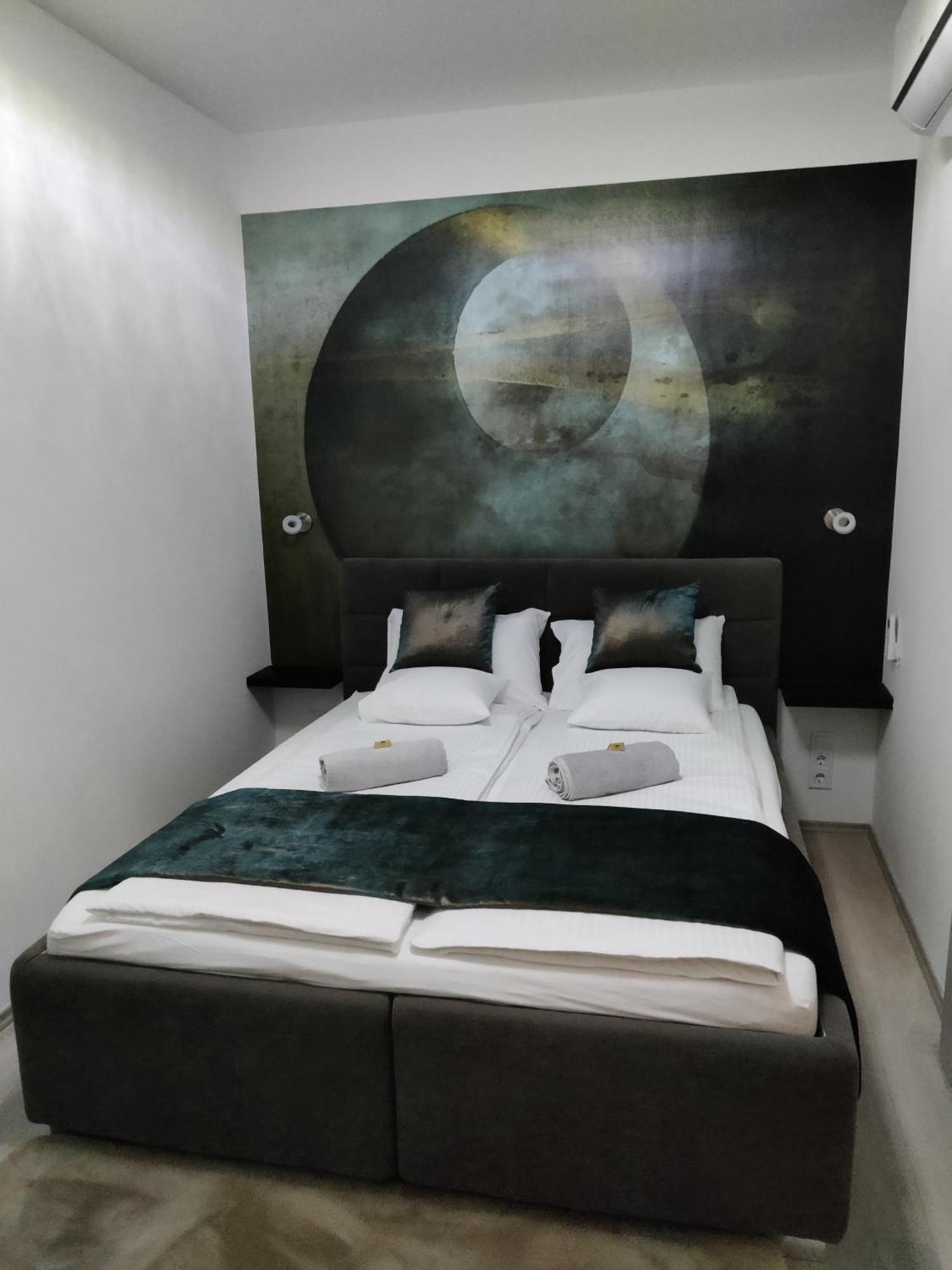 Belvaros Resort Apartman & Spa Szekesfehervar Exterior photo