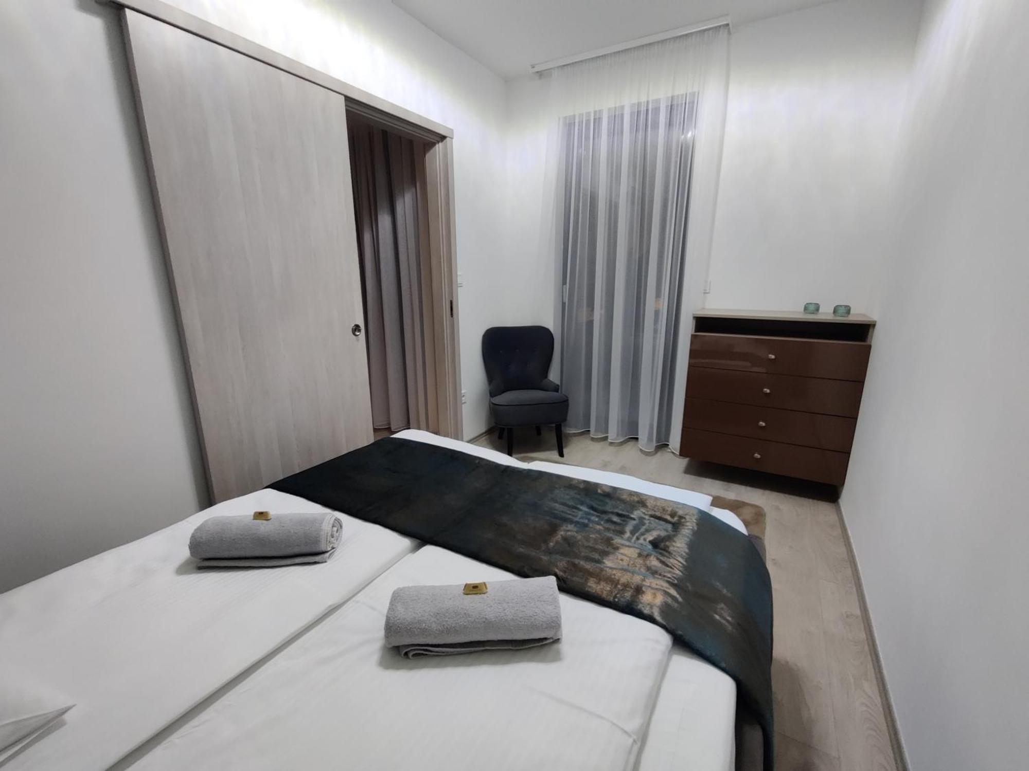 Belvaros Resort Apartman & Spa Szekesfehervar Exterior photo
