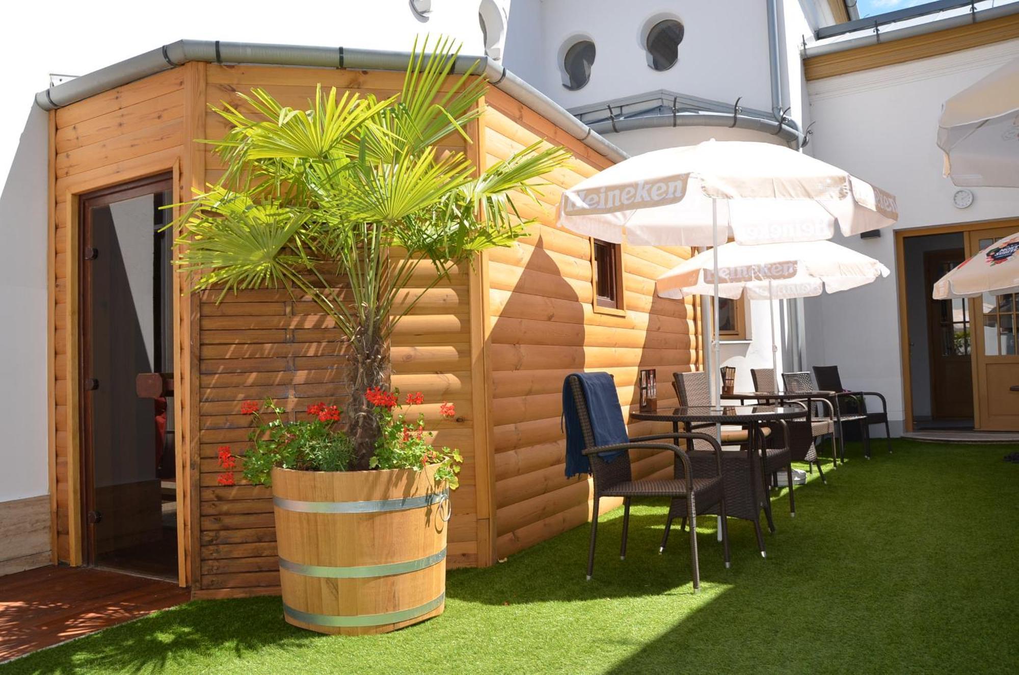 Belvaros Resort Apartman & Spa Szekesfehervar Exterior photo